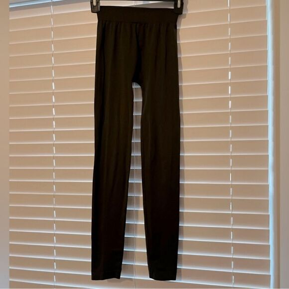 Reposh charcoal gray leggings - Picture 2 of 4